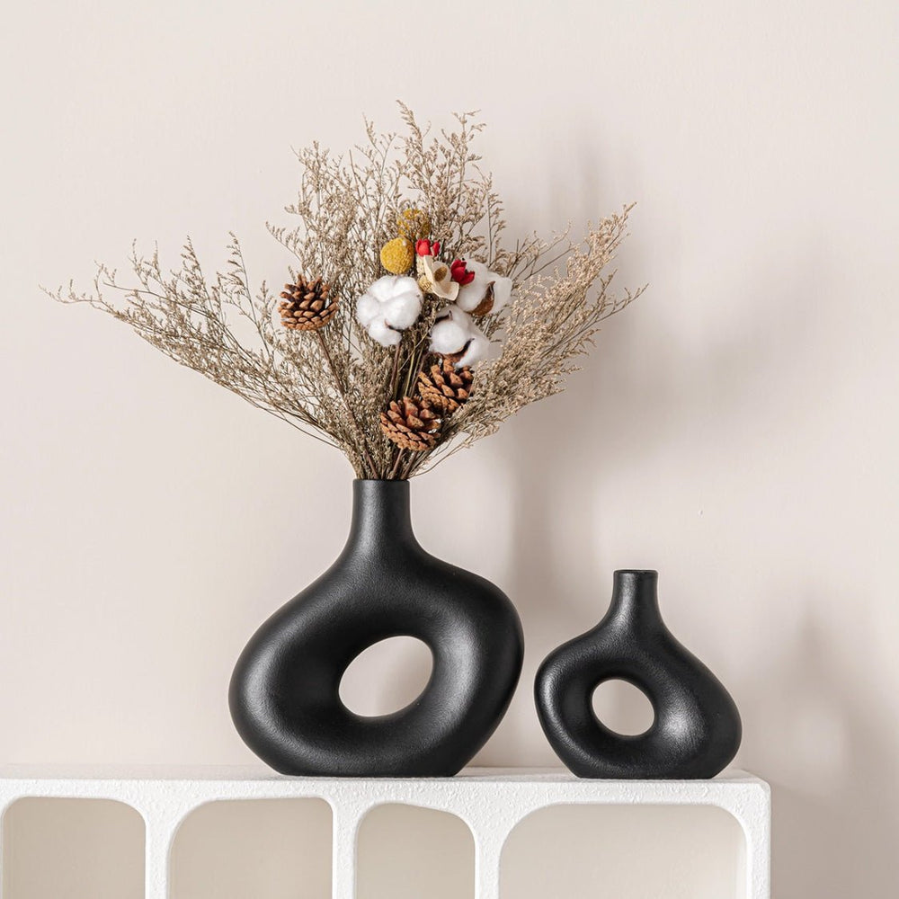 Nordic Ceramic Donut Vase - Black - FJORD AND FABLE